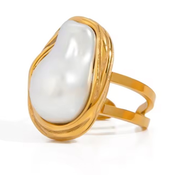 Anthropologe unique adjustable Gold ring with Pearl Accents - Picture 4 of 10